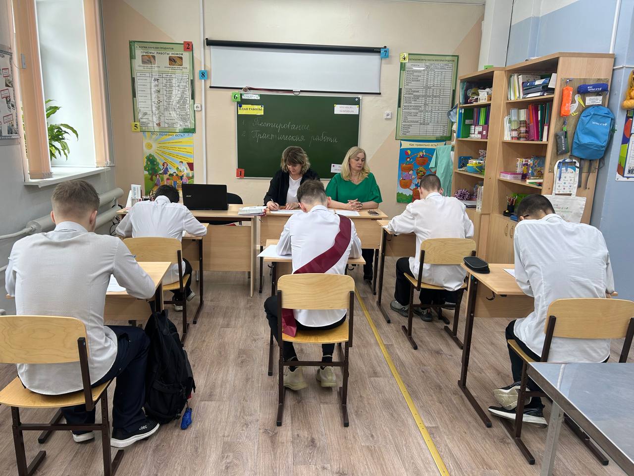 Последний экзамен сдан!.